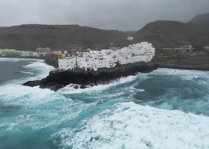 Atlantis Surf Hostel